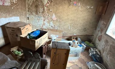 LOCAL CON DOS CASAS A RECICLAR EN VENTA EN Juan de Zamora 3739  (REMEDIOS DE ESCALADA)