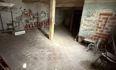 LOCAL CON DOS CASAS A RECICLAR EN VENTA EN Juan de Zamora 3739  (REMEDIOS DE ESCALADA)