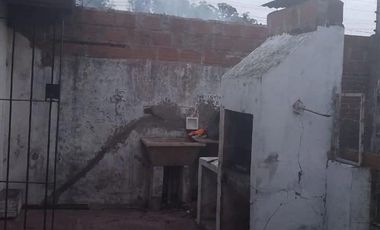 Casa en venta - 2 Dormitorios 1 Baño - Cochera - 283Mts2 - Mar del Plata