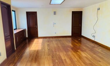 COLINAS DEL BOSQUE, CASA EN FRACCIONAMIENTO EN VENTA