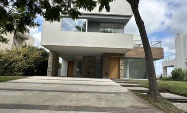Casa en Vistas al Agua