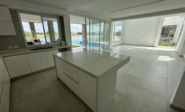 Casa en Vistas al Agua