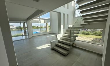 Casa en Vistas al Agua
