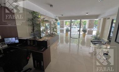 Departamento alquiler centro, 3 dormitorios (suite), 4 baños, quincho c/parrilla y 2 cocheras, nivel gerencial