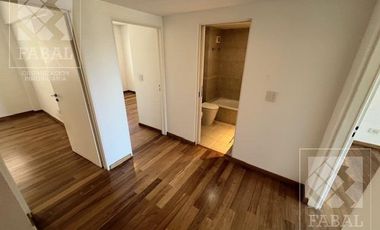 Departamento alquiler centro, 3 dormitorios (suite), 4 baños, quincho c/parrilla y 2 cocheras, nivel gerencial
