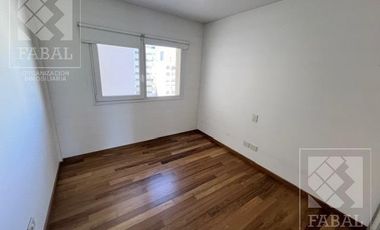 Departamento alquiler centro, 3 dormitorios (suite), 4 baños, quincho c/parrilla y 2 cocheras, nivel gerencial