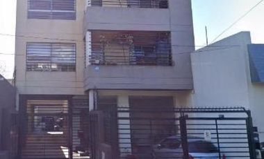 Cochera en venta - 12Mts2 - Lanús