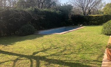Casa en venta - Pilar Village