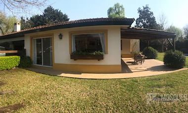Casa en venta - Pilar Village