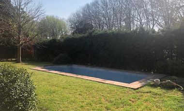 Casa en venta - Pilar Village