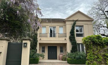 Casa en venta en La Horqueta.