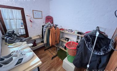 Venta casa 4 ambientes con quincho y cochera en Don Bosco