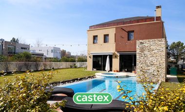 Casa en venta en Terralagos, Canning