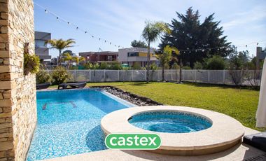 Casa en venta en Terralagos, Canning