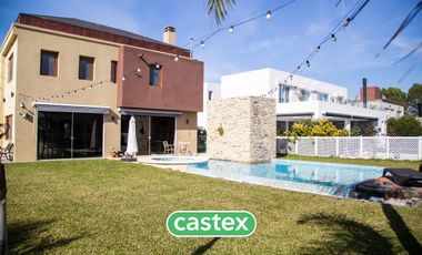 Casa en venta en Terralagos, Canning