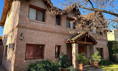 Alquiler Casa - Barrio Privado El Portillo / Pilar