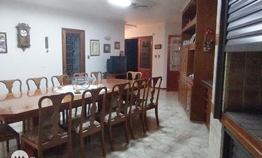 Venta Casa 3 Dormitorios en Zona Centro Bigand
