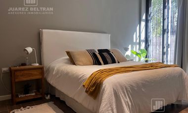 Departamento de 1 dormitorio, en edificio sobre calle Ricardo Rojas