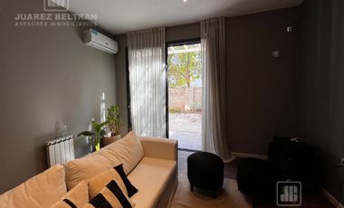 Departamento de 1 dormitorio, en edificio sobre calle Ricardo Rojas