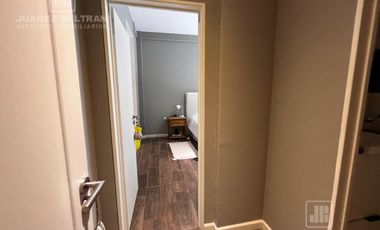 Departamento de 1 dormitorio, en edificio sobre calle Ricardo Rojas