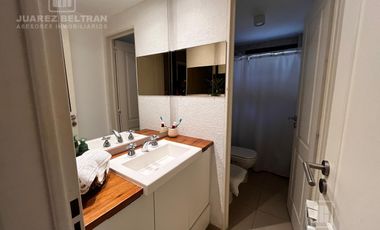 Departamento de 1 dormitorio, en edificio sobre calle Ricardo Rojas