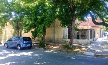 venta casa a demoler/terreno  o reciclar  en Godoy Cruz