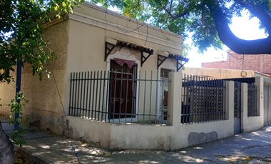 venta casa a demoler/terreno  o reciclar  en Godoy Cruz