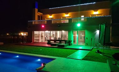 Casa en Venta y Alquiler temporal