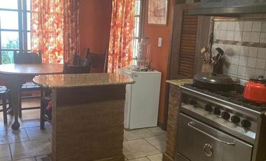 Casa venta 3 dormitorios venta - Cocheras- Pilar