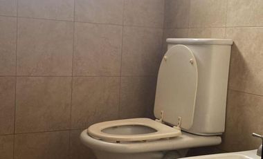 Casa venta 3 dormitorios venta - Cocheras- Pilar