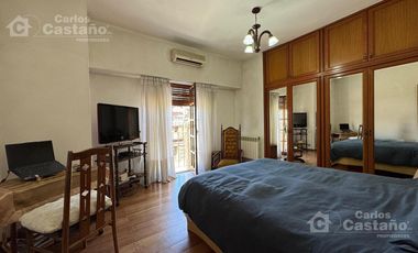 Exc Chalet en PH 4 Amb C/ Terraza, Patio, Balcon, Garaje o Local Ideal Renta