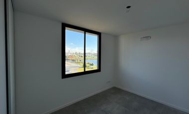 San Matías | Venta | Importante casa a laguna a estrenar en área 5