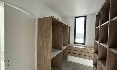 San Matías | Venta | Importante casa a laguna a estrenar en área 5