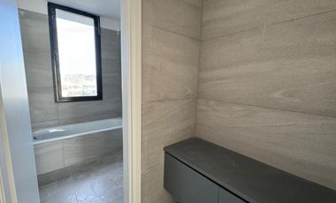 San Matías | Venta | Importante casa a laguna a estrenar en área 5