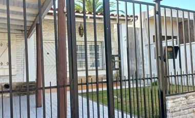 Casa venta Burzaco