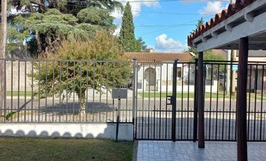 Casa venta Burzaco