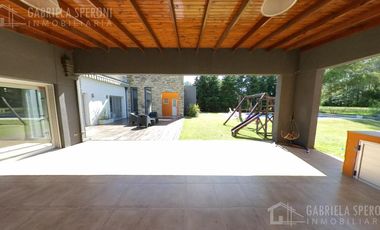 Casa 4 ambientes VENTA Parque Las Naciones