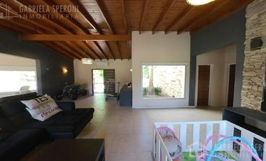 Casa 4 ambientes VENTA Parque Las Naciones
