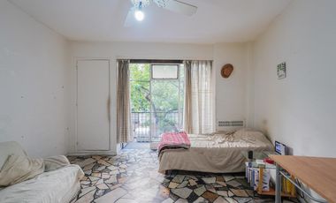 Venta Departamento monoambiente en  Recoleta con Balcón