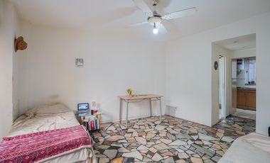 Venta Departamento monoambiente en  Recoleta con Balcón