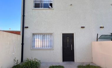 Duplex en barrio abierto sin expensas  Los Ceibos Zarate