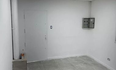 Depósito - Galpón de 600m2  en  La Boca - ALQUILER