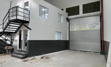 Depósito - Galpón de 600m2  en  La Boca - ALQUILER