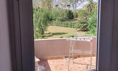 Casa en venta - 3 Dormitorios 2 Baños 2 Cocheras - 396mts2 - Ranelagh