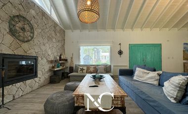 Casa en venta en Costa Esmeralda a metros del mar