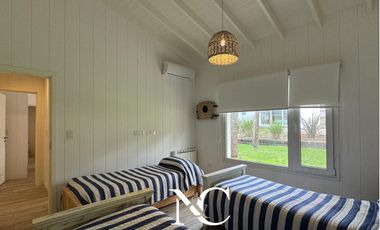 Casa en venta en Costa Esmeralda a metros del mar