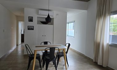 Venta departamento dos ambientes con patio, edificio Art Gallery Office, Pilar.
