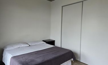Venta departamento dos ambientes con patio, edificio Art Gallery Office, Pilar.