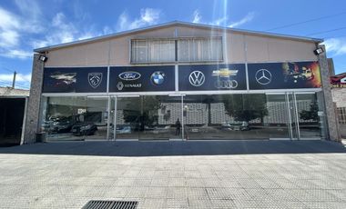 Local comercial mts de Av. 9 de Julio - frente a Todo Obra