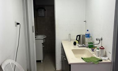 Local comercial mts de Av. 9 de Julio - frente a Todo Obra